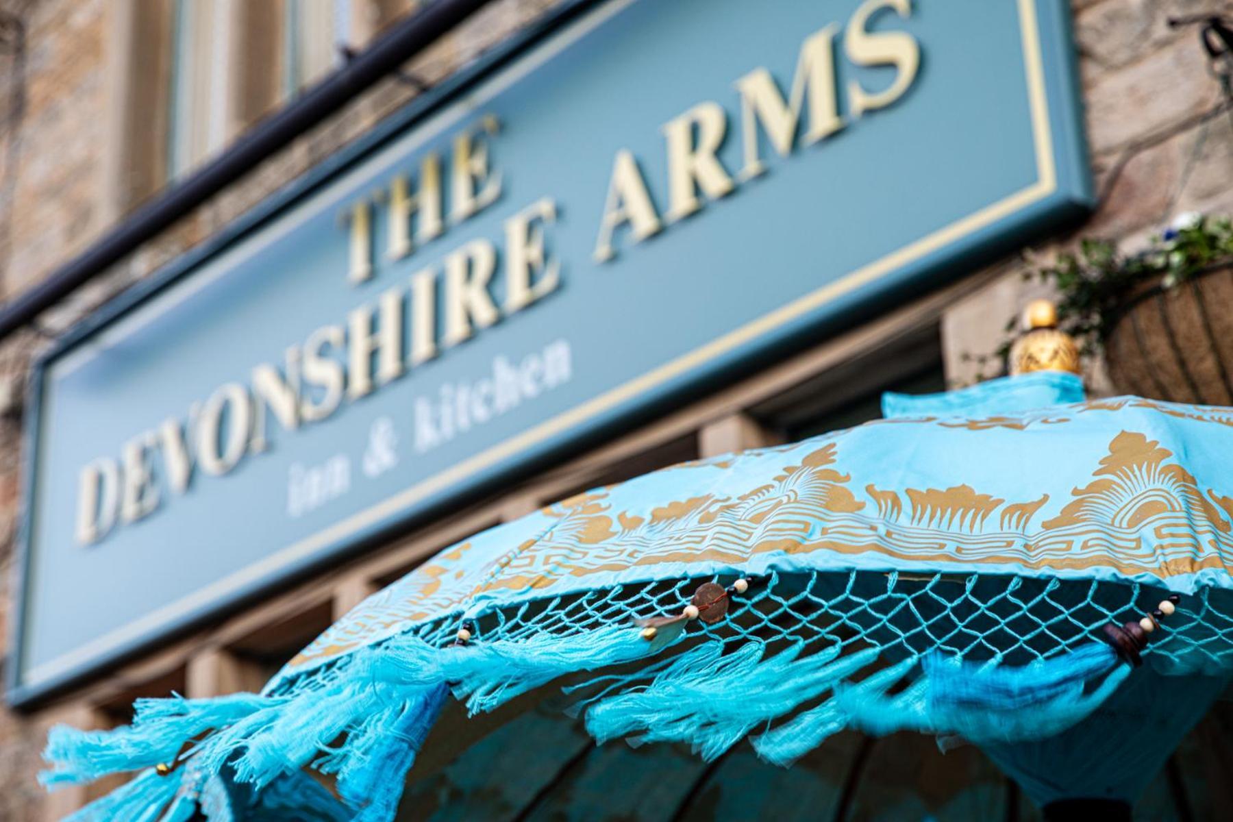 מלון בזלאו The Devonshire Arms מראה חיצוני תמונה